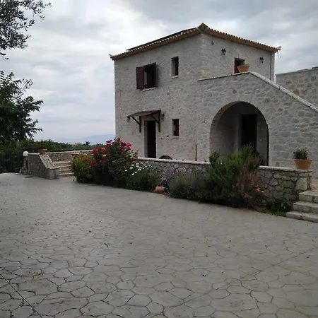 فيلة Magda's House Mikrá Mandínia