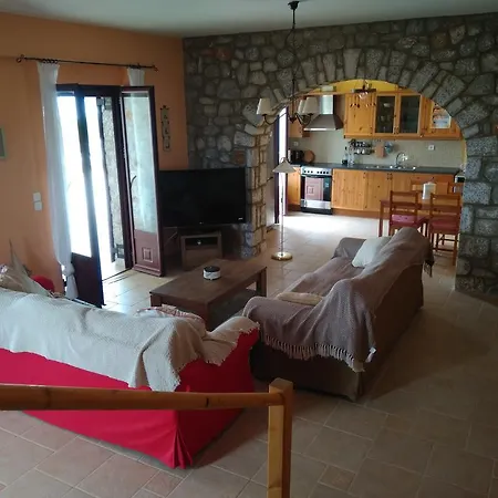Villa Magda's House Mikrá Mandínia